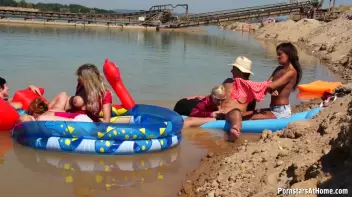 Proudly Public Wetlook Fucking Part 1 Screencap 22 on sinx.preview.netperv.com