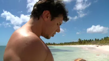 Blouse Fetishist Screencap 16 on sinx.preview.netperv.com