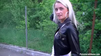 Village Girl Handjob Screencap 4 on sinx.preview.netperv.com