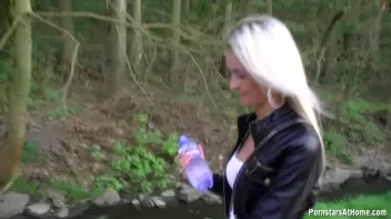 Village Girl Handjob Screencap 8 on sinx.preview.netperv.com