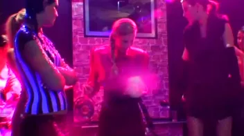 Blue Gel Pit Action! Screencap 8 on sinx.preview.netperv.com