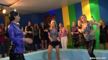 Jersie Girl Goes Hard In The Pit! Screencap 59 on sinx.preview.netperv.com