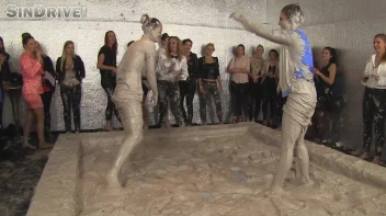 Muddy Wrestling: Nicole Vice vs. Valentina Ross Screencap 35 on sinx.preview.netperv.com