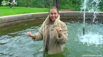 Brunette's Wet And Messy Water Frolic Screencap 14 on sinx.preview.netperv.com