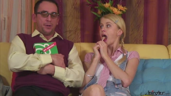 Club Cutie Piss Live Show Screencap 27 on sinx.preview.netperv.com