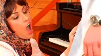 Scorching Hot Bladder Juice, Set to Beethoven's 9th Screencap 44 on sinx.preview.netperv.com