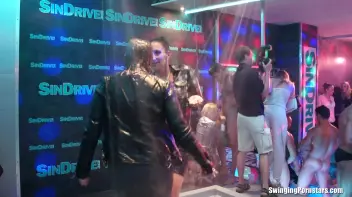 Summer Jam Bang Part 2 - Shower Cam Screencap 16 on sinx.preview.netperv.com