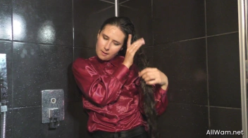 Long Haired Babe Lathers Up In The Shower Screencap 63 on sinx.preview.netperv.com