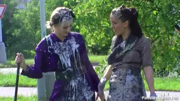 Getting Messy With The Street Cleaner Screencap 75 on sinx.preview.netperv.com