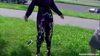 Getting Messy With The Street Cleaner Screencap 19 on sinx.preview.netperv.com