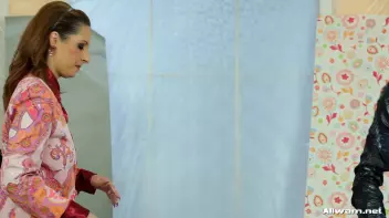 Eurobabe Wallpaper War Screencap 21 on sinx.preview.netperv.com