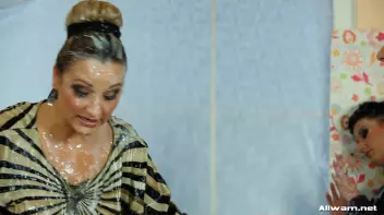 Eurobabe Wallpaper War Screencap 49 on sinx.preview.netperv.com