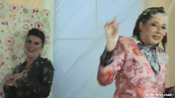 Eurobabe Wallpaper War Screencap 52 on sinx.preview.netperv.com