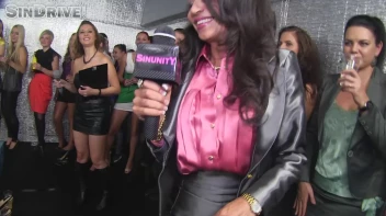 Oily Wrestling: Tatiana Milovani vs. Angelina Screencap 38 on sinx.preview.netperv.com