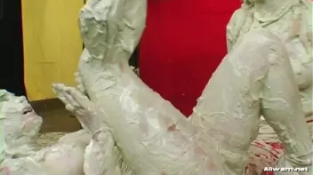 Art Supply Messiness Screencap 90 on sinx.preview.netperv.com