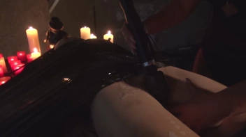 Gebondagt und zum Orgasmus bespielt Screencap 46 on sinx.preview.netperv.com