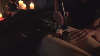 Gebondagt und zum Orgasmus bespielt Screencap 54 on sinx.preview.netperv.com