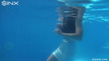 Underwater Frolicks For Sexy Best Friends Screencap 45 on sinx.preview.netperv.com