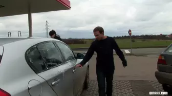 Hung Hunks on Holiday Screencap 3 on sinx.preview.netperv.com