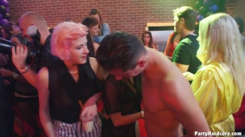 Party Hardcore Gone Crazy Vol. 38 Part 6 - Cam 1 Screencap 54 on sinx.preview.netperv.com