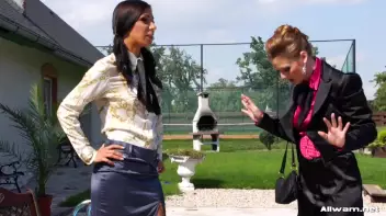 Jealousy Drenched The Fashion Show Screencap 50 on sinx.preview.netperv.com