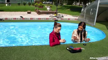 Jealousy Drenched The Fashion Show Screencap 64 on sinx.preview.netperv.com