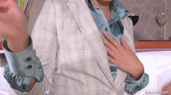 Hot Brunette Gets Covered In Jizz And Juice Screencap 4 on sinx.preview.netperv.com