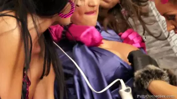 3-On-1 Lesbo Vibrator Sensation Screencap 93 on sinx.preview.netperv.com