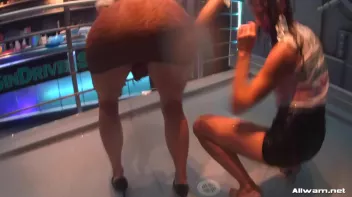 Wetlook Cats Shake That Ass Screencap 8 on sinx.preview.netperv.com