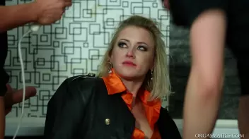 Thieves Hit Orgasmatic Payday! Screencap 29 on sinx.preview.netperv.com