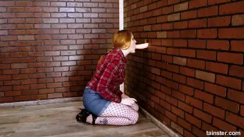 She sniffed, she found, she came Screencap 3 on sinx.preview.netperv.com