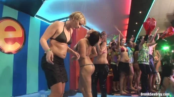 Bikini Beach Balls Part 5 - Main Edit Screencap 45 on sinx.preview.netperv.com