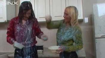 Dressed Up Chicks Chuck Paint On Each Other Screencap 20 on sinx.preview.netperv.com