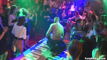 Party Hardcore Gone Crazy Vol. 34 Part 1 - Cam 2 Screencap 72 on sinx.preview.netperv.com