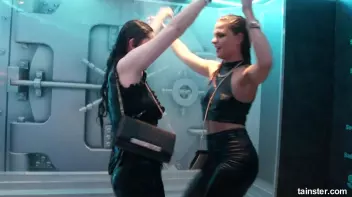 Gorgeous girls party hard under the shower Screencap 28 on sinx.preview.netperv.com