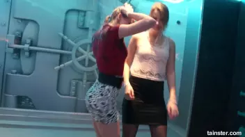 Gorgeous girls party hard under the shower Screencap 40 on sinx.preview.netperv.com