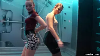 Gorgeous girls party hard under the shower Screencap 45 on sinx.preview.netperv.com