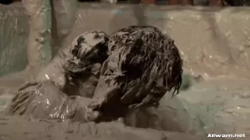 Alex Roars Her Way Through This Mud Battle! Screencap 87 on sinx.preview.netperv.com