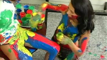 Working That Body Paint Screencap 71 on sinx.preview.netperv.com