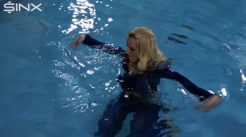 Denim Covered Blonde Takes A Dip Screencap 33 on sinx.preview.netperv.com