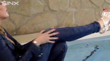 Denim Covered Blonde Takes A Dip Screencap 57 on sinx.preview.netperv.com