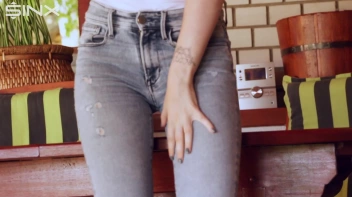 Sexy Blonde's Solo Pissing Pleasure Screencap 5 on sinx.preview.netperv.com