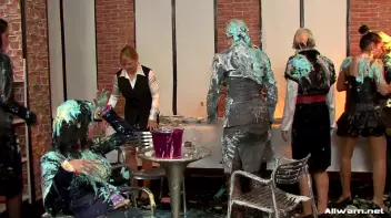 Cake Fight! Screencap 48 on sinx.preview.netperv.com