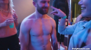 Party Hardcore Gone Crazy Vol. 40 Single Cut: Part 4 - Cam 4 Screencap 90 on sinx.preview.netperv.com