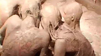 Teeny Bikinis In The Mud Pit Screencap 98 on sinx.preview.netperv.com