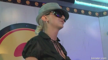 Welcome To The Mad House Part 2 - Cam 4 Screencap 107 on sinx.preview.netperv.com