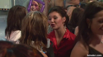 Welcome To The Mad House Part 2 - Cam 4 Screencap 19 on sinx.preview.netperv.com