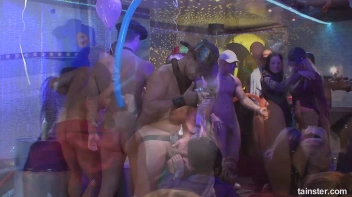 Welcome To The Mad House Part 2 - Cam 4 Screencap 23 on sinx.preview.netperv.com