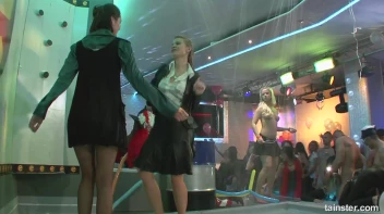 Welcome To The Mad House Part 2 - Cam 4 Screencap 68 on sinx.preview.netperv.com