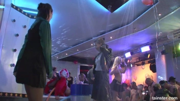 Welcome To The Mad House Part 2 - Cam 4 Screencap 69 on sinx.preview.netperv.com